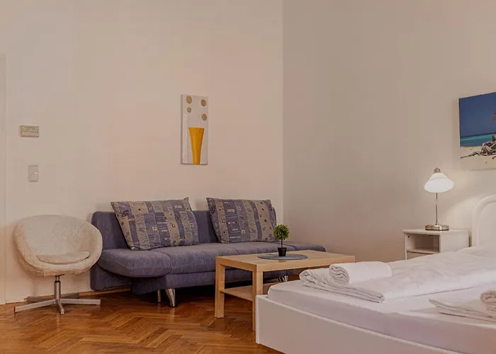 Stylish 2br, Perfect Location & Well Connected Vienne