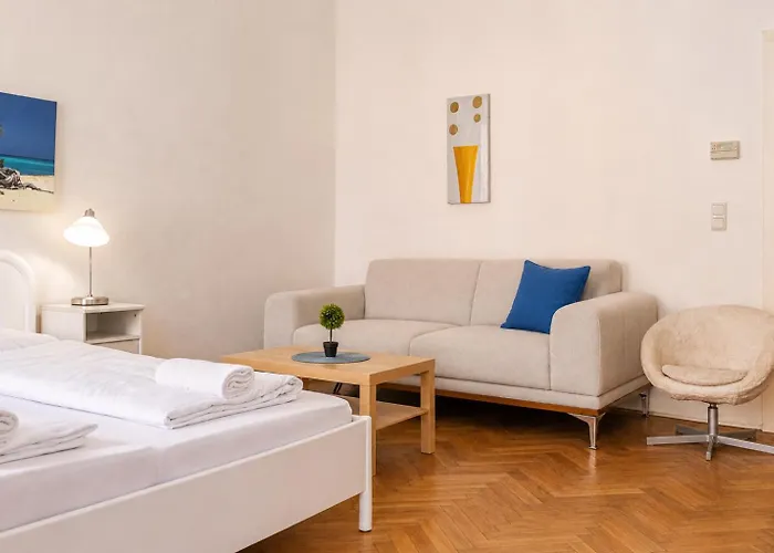 Stylish 2br, Perfect Location & Well Connected Vienna